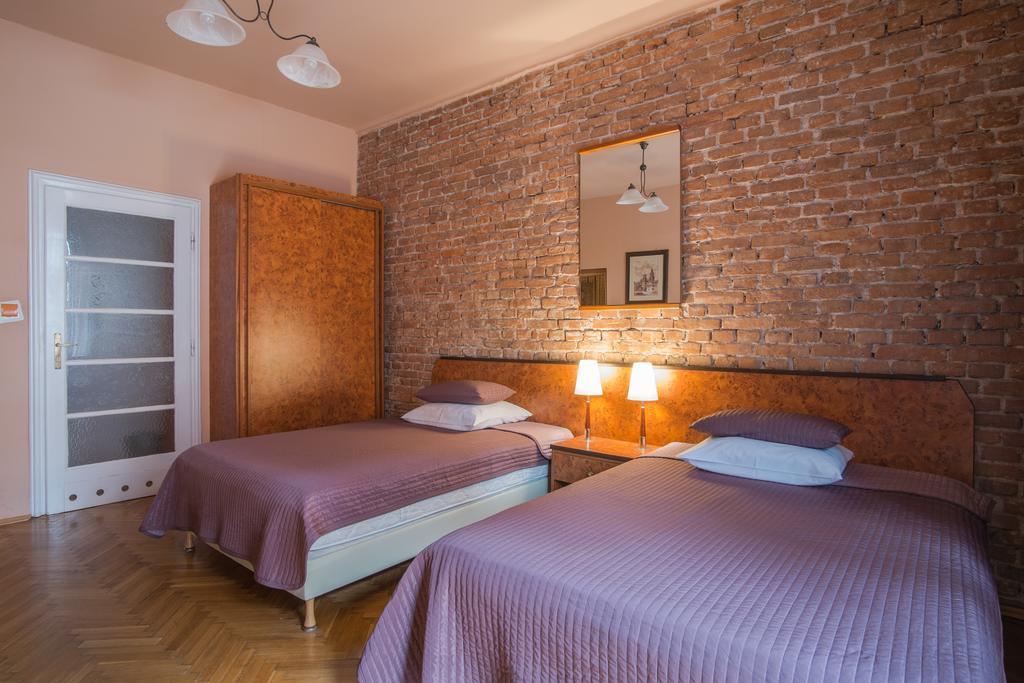 Finger Guest Rooms Kraków Exteriör bild